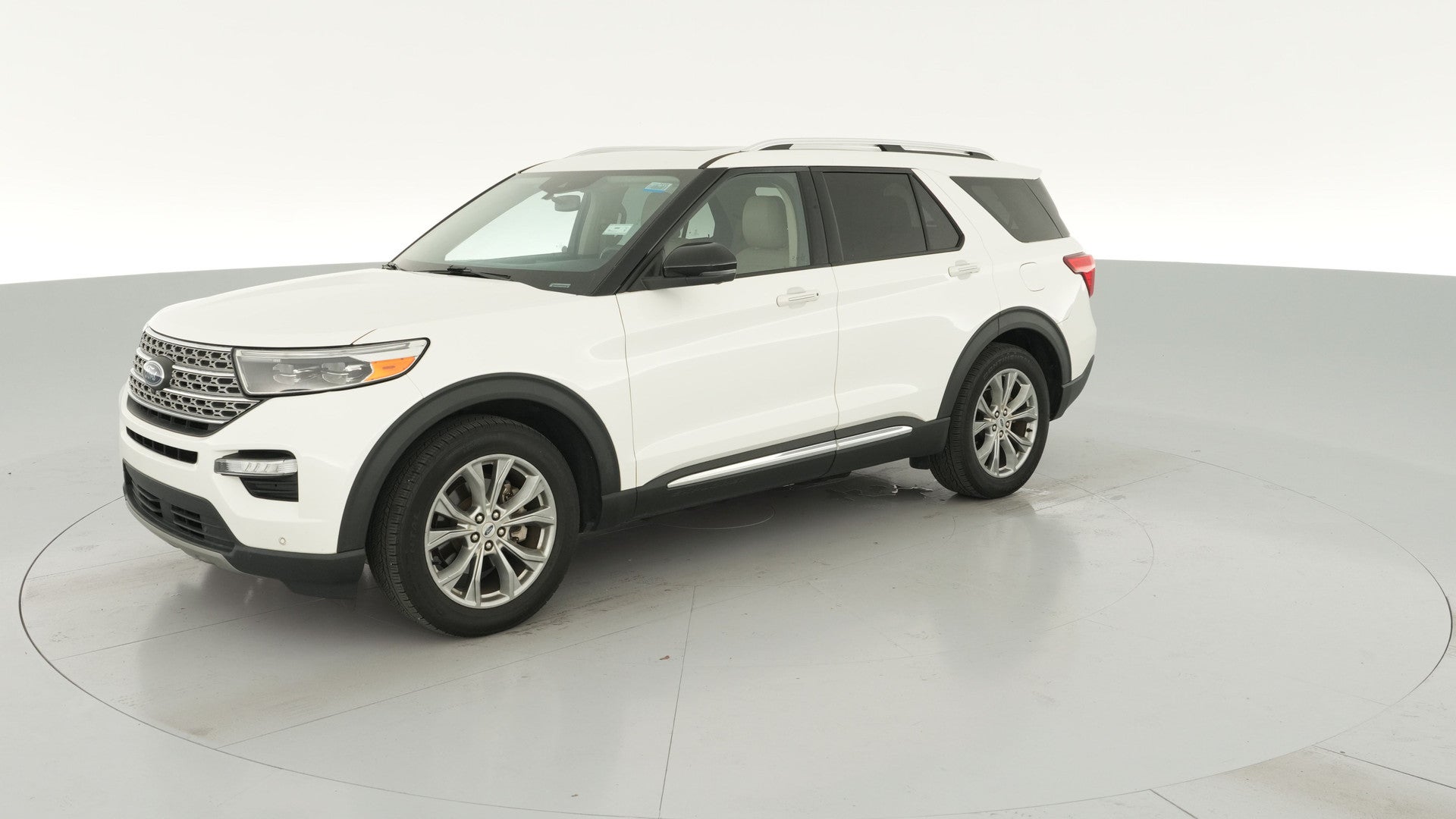 2021 Ford Explorer vehicle photo