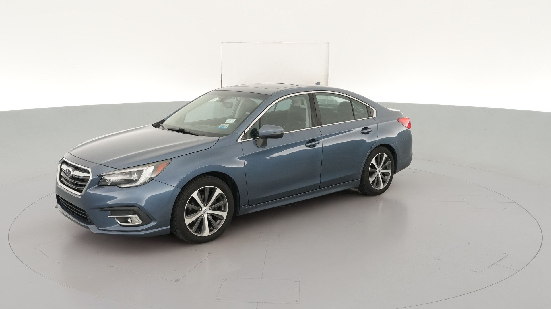 2018 Subaru Legacy vehicle photo