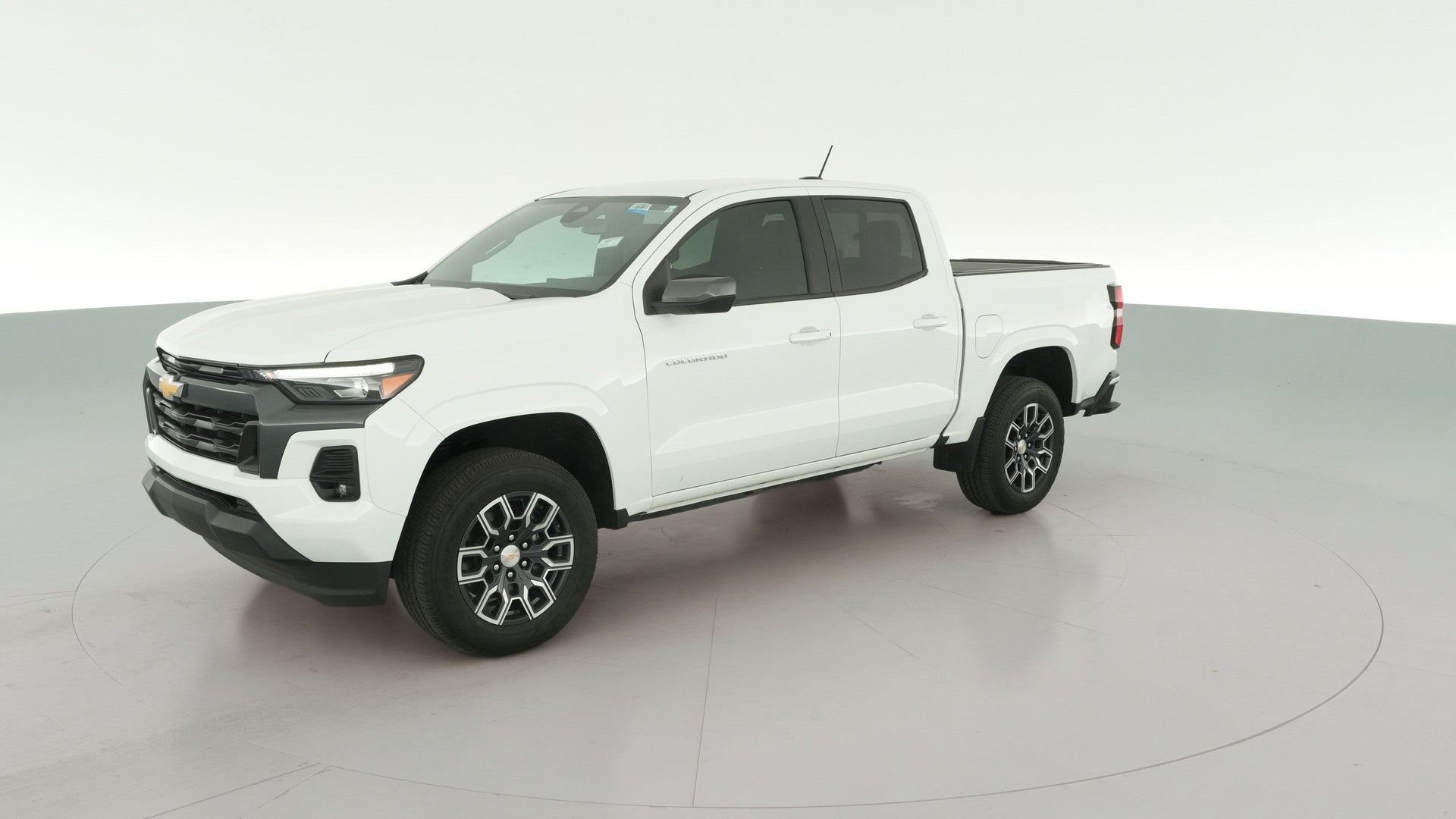 2024 Chevrolet Colorado Crew Cab vehicle photo