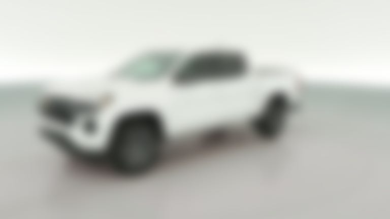 2024 Chevrolet Colorado Crew Cab vehicle photo