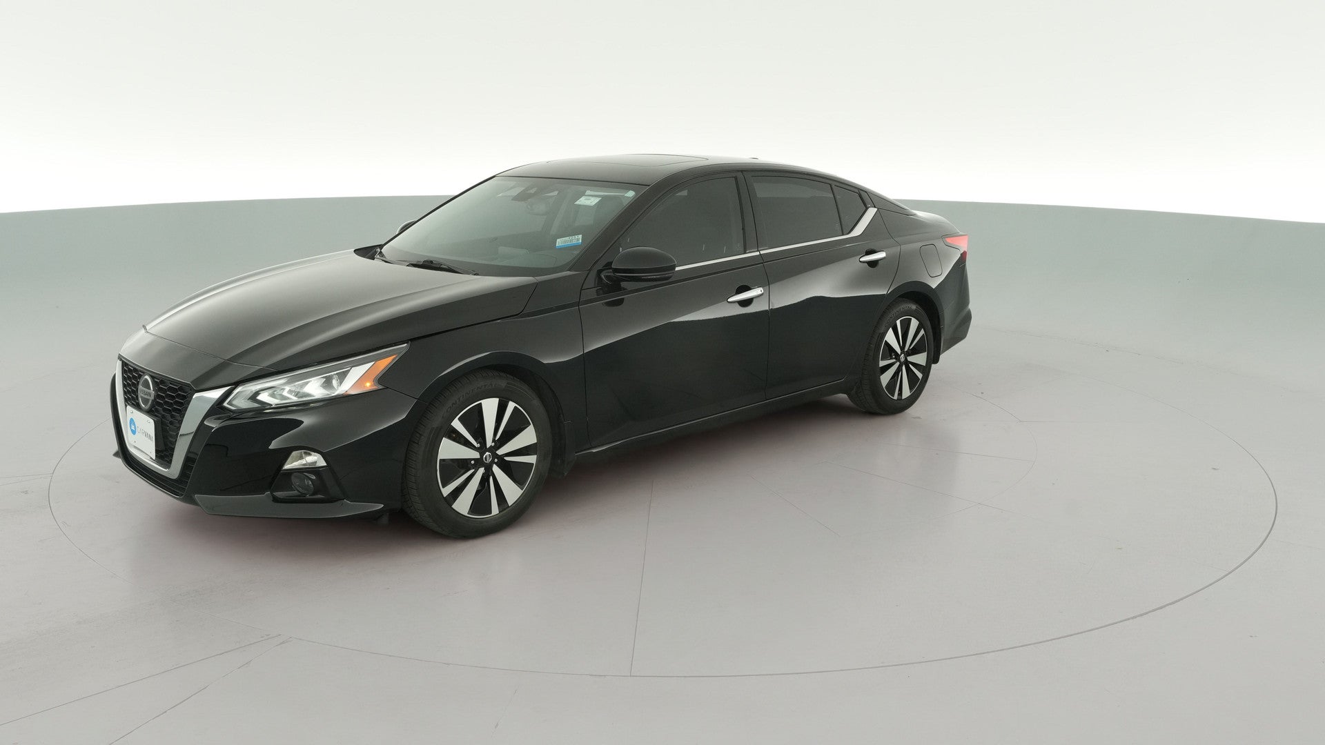 2019 Nissan Altima vehicle photo
