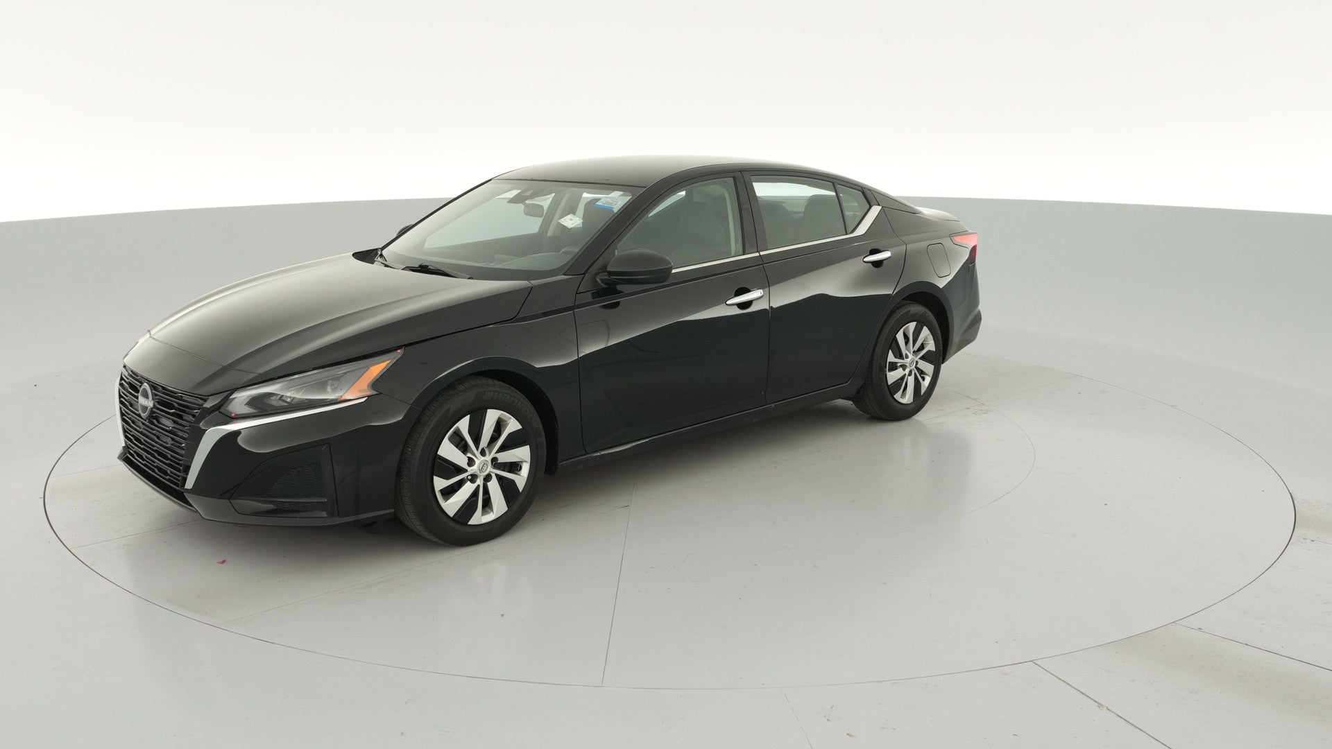 2024 Nissan Altima vehicle photo