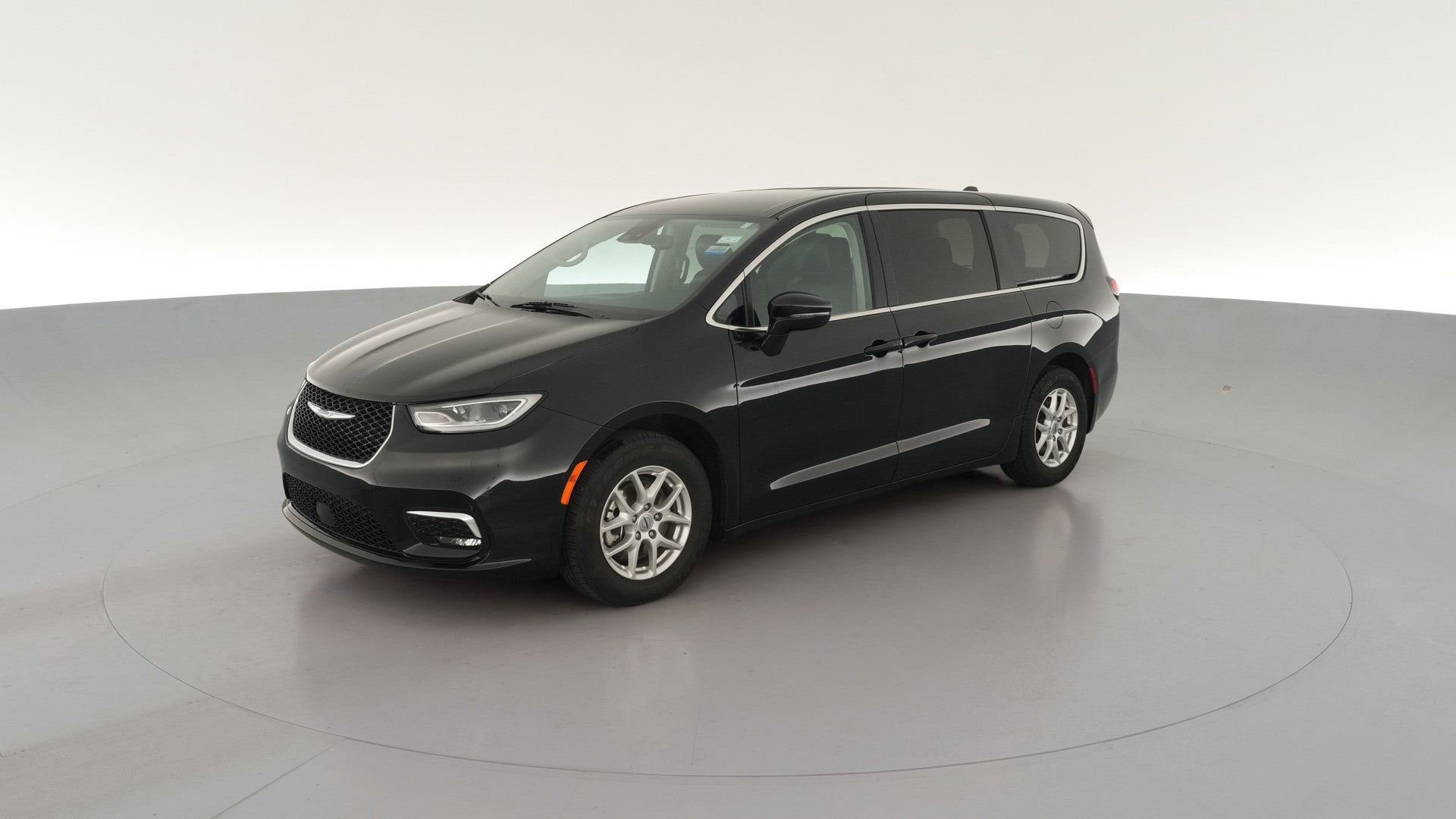 2024 Chrysler Pacifica vehicle photo