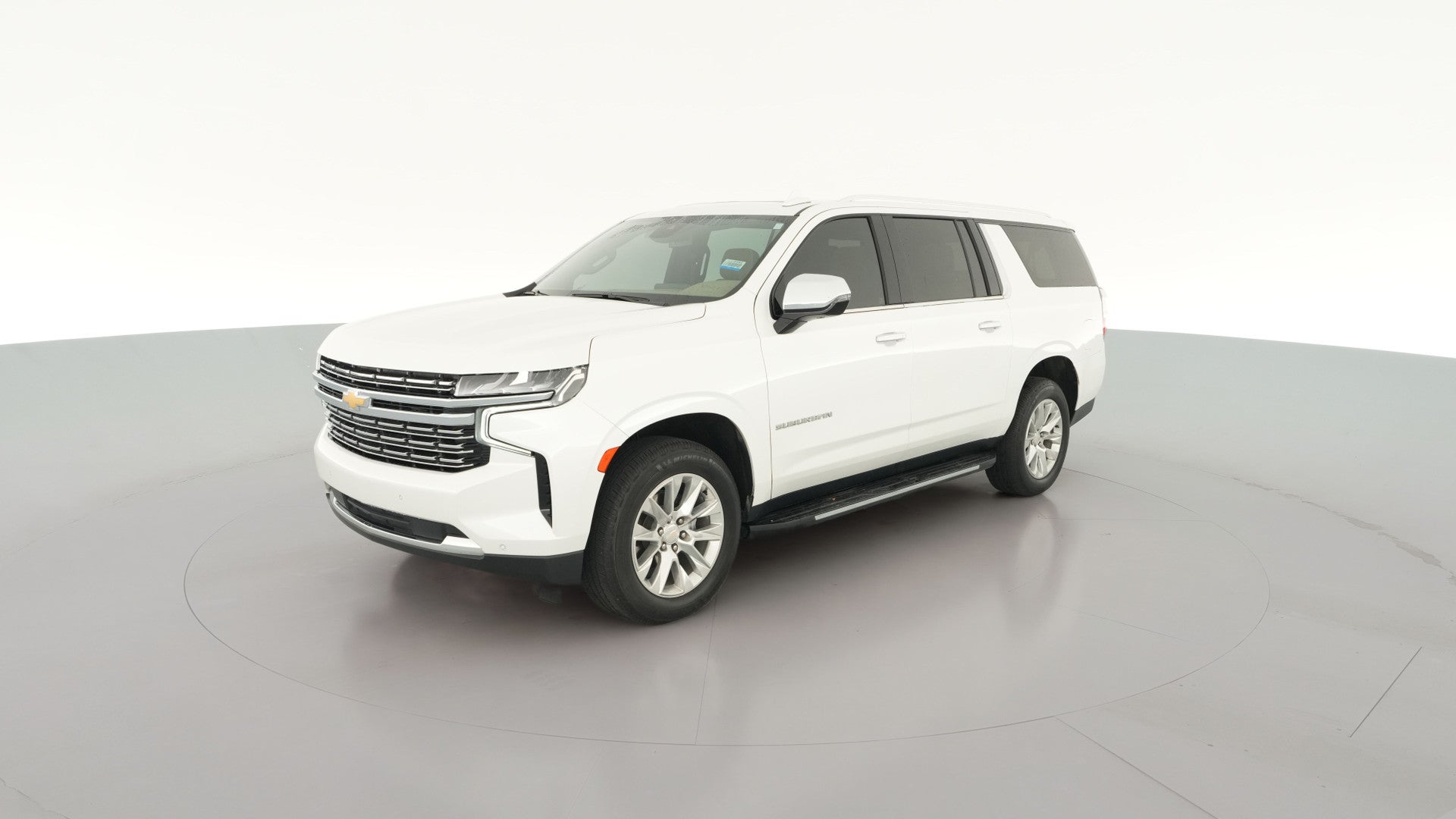 2023 Chevrolet Suburban vehicle photo