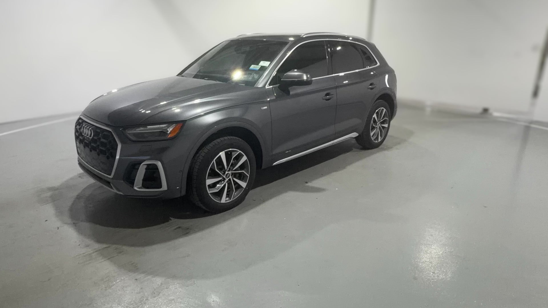 2022 Audi Q5 vehicle photo