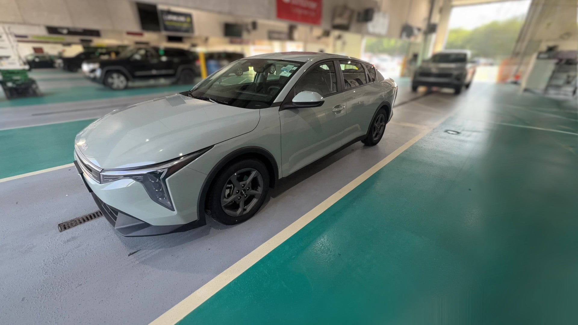 2025 Kia K4 vehicle photo