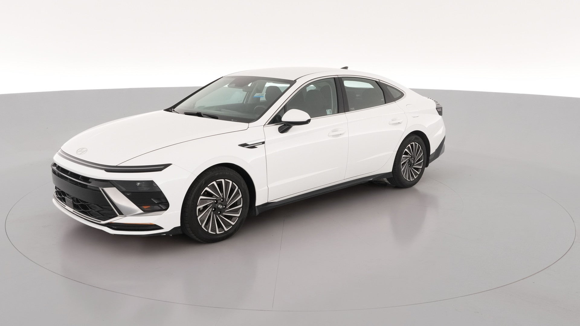 2024 Hyundai Sonata Hybrid vehicle photo