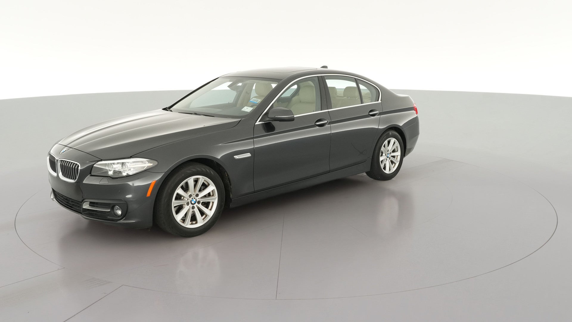 2015 BMW 5 Series vehicle photo