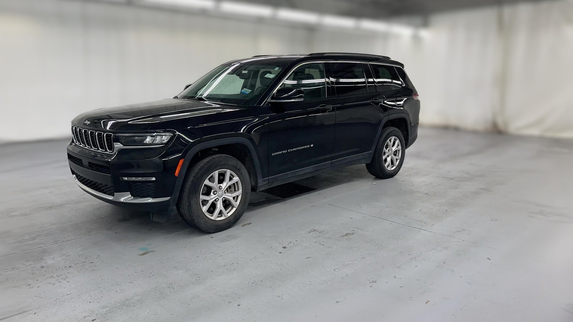 2021 Jeep Grand Cherokee L vehicle photo