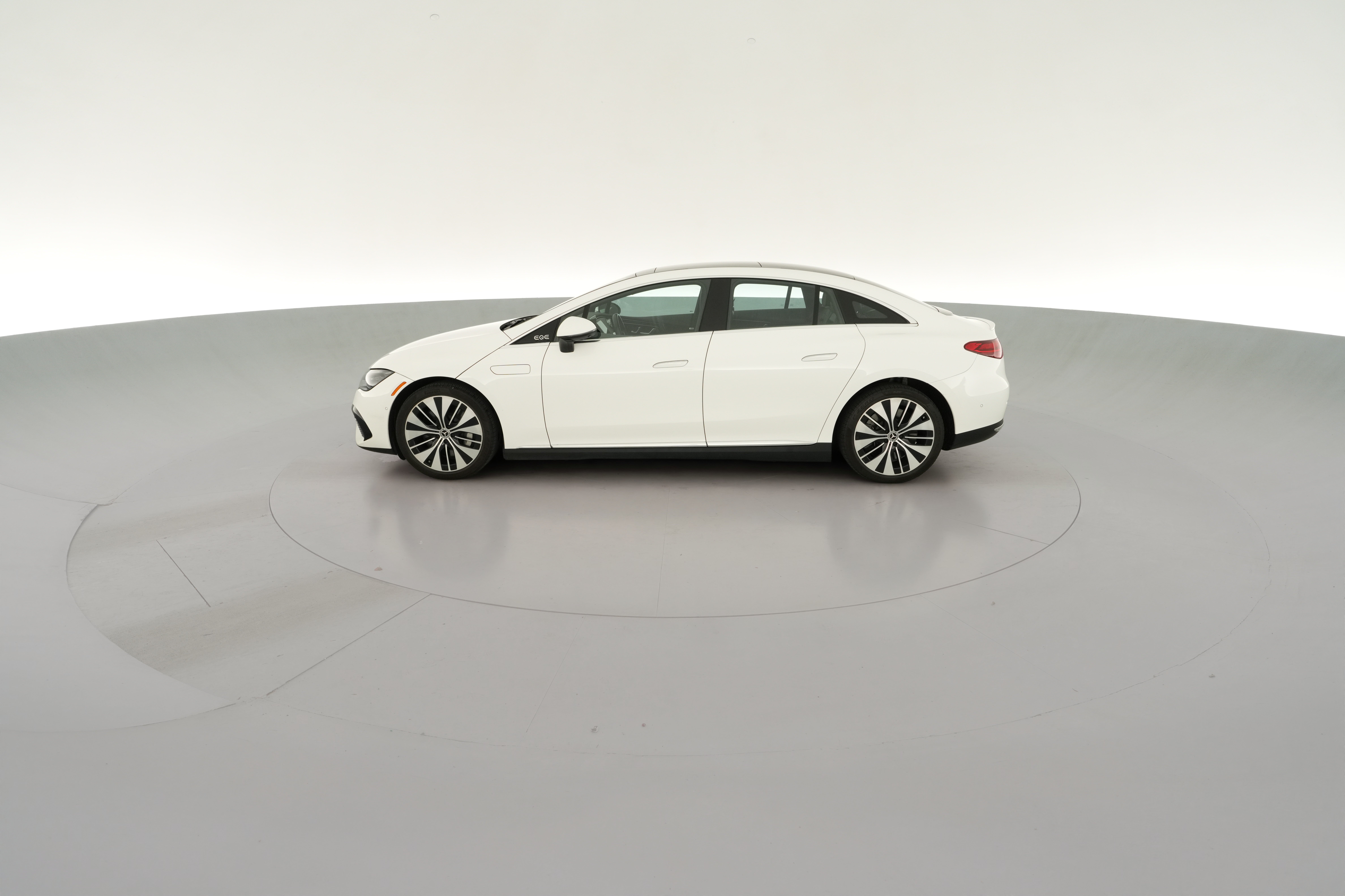 2023 Mercedes-Benz EQE Base - Photo 31