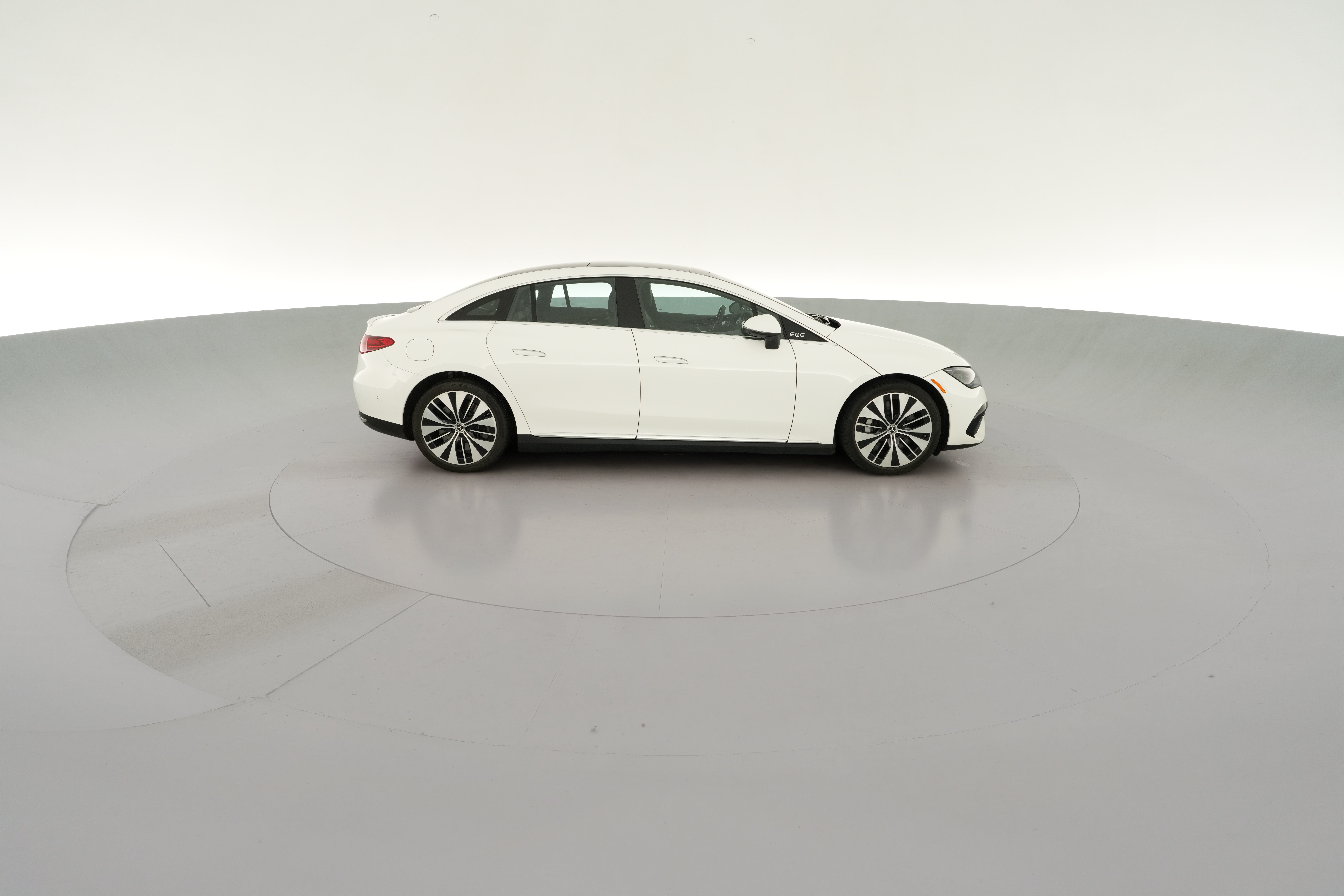 2023 Mercedes-Benz EQE Base - Photo 39