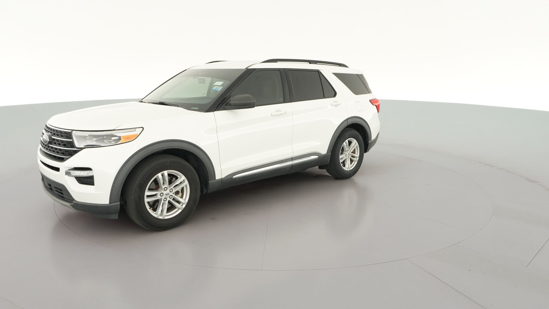 2020 Ford Explorer vehicle photo