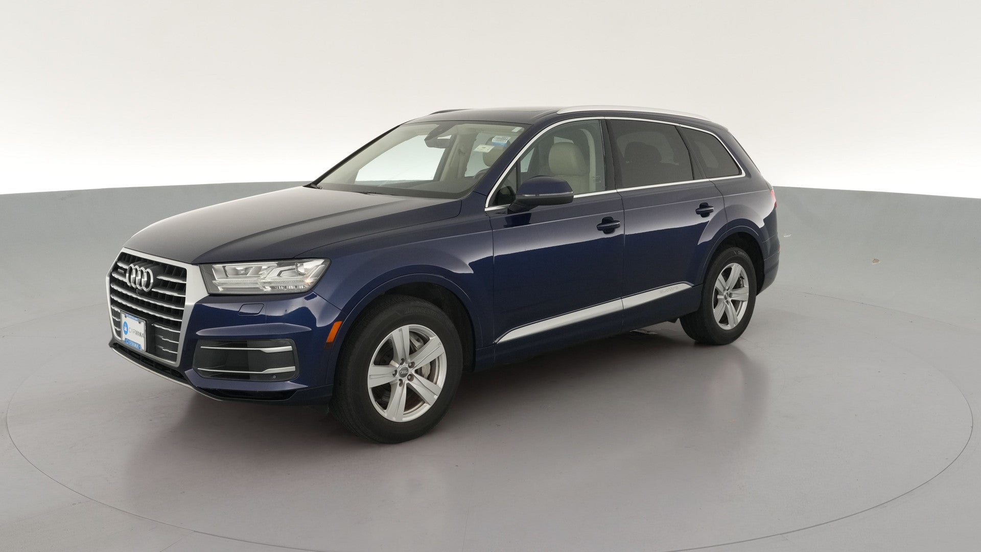 2019 Audi Q7 vehicle photo
