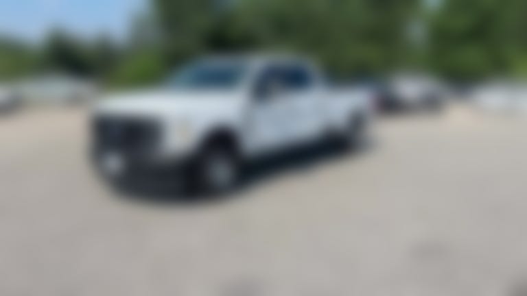 2024 Ford F250 Super Duty Crew Cab vehicle photo