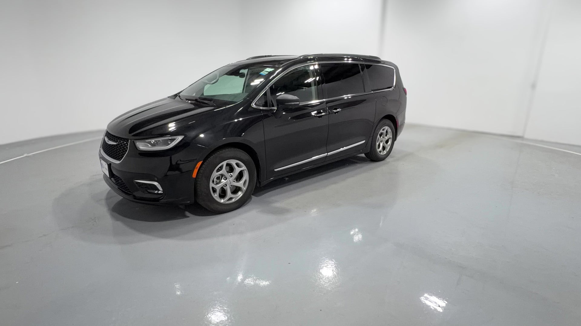 2022 Chrysler Pacifica vehicle photo