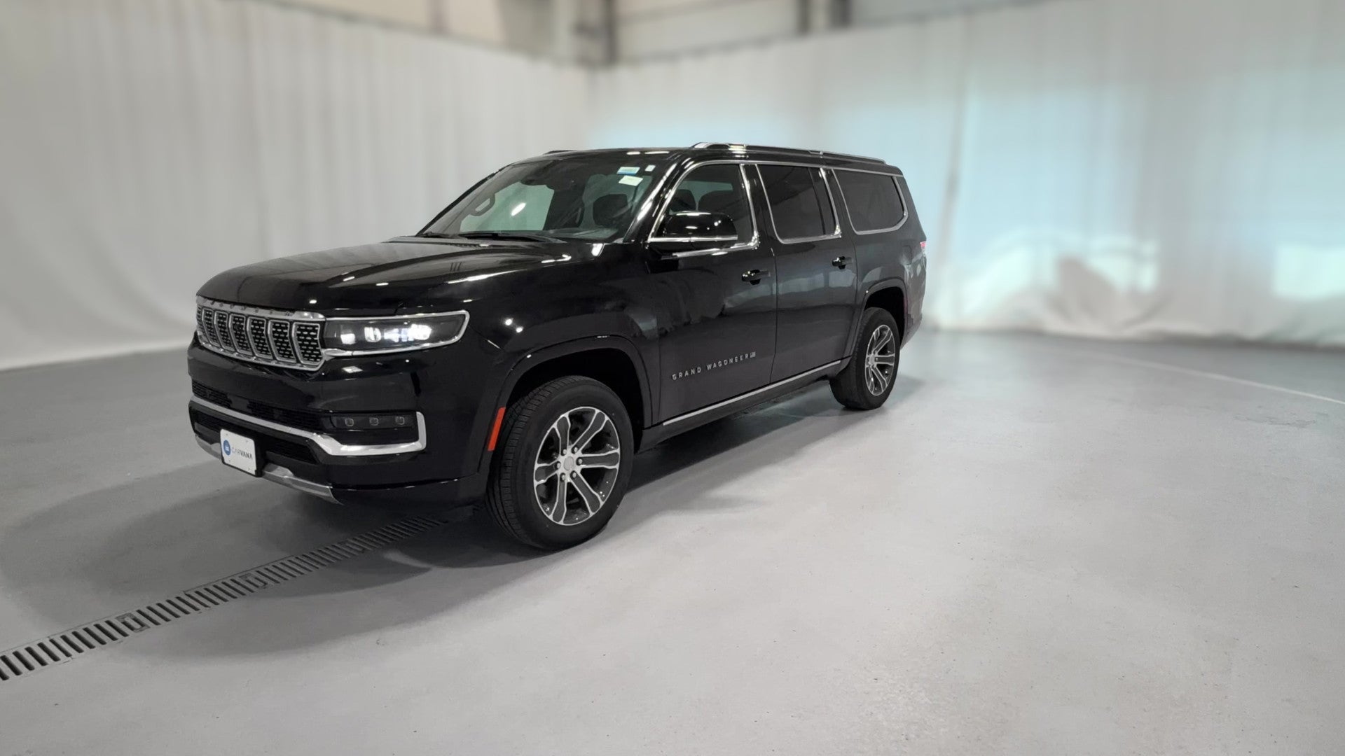 2024 Jeep Grand Wagoneer L vehicle photo