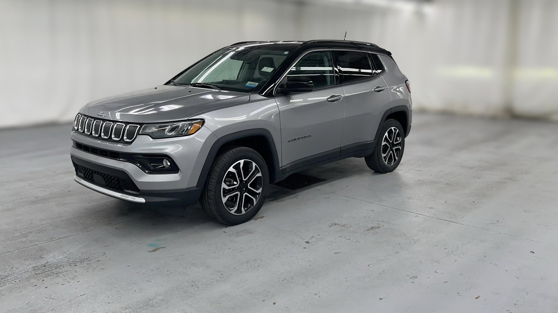 2022 Jeep Compass vehicle photo