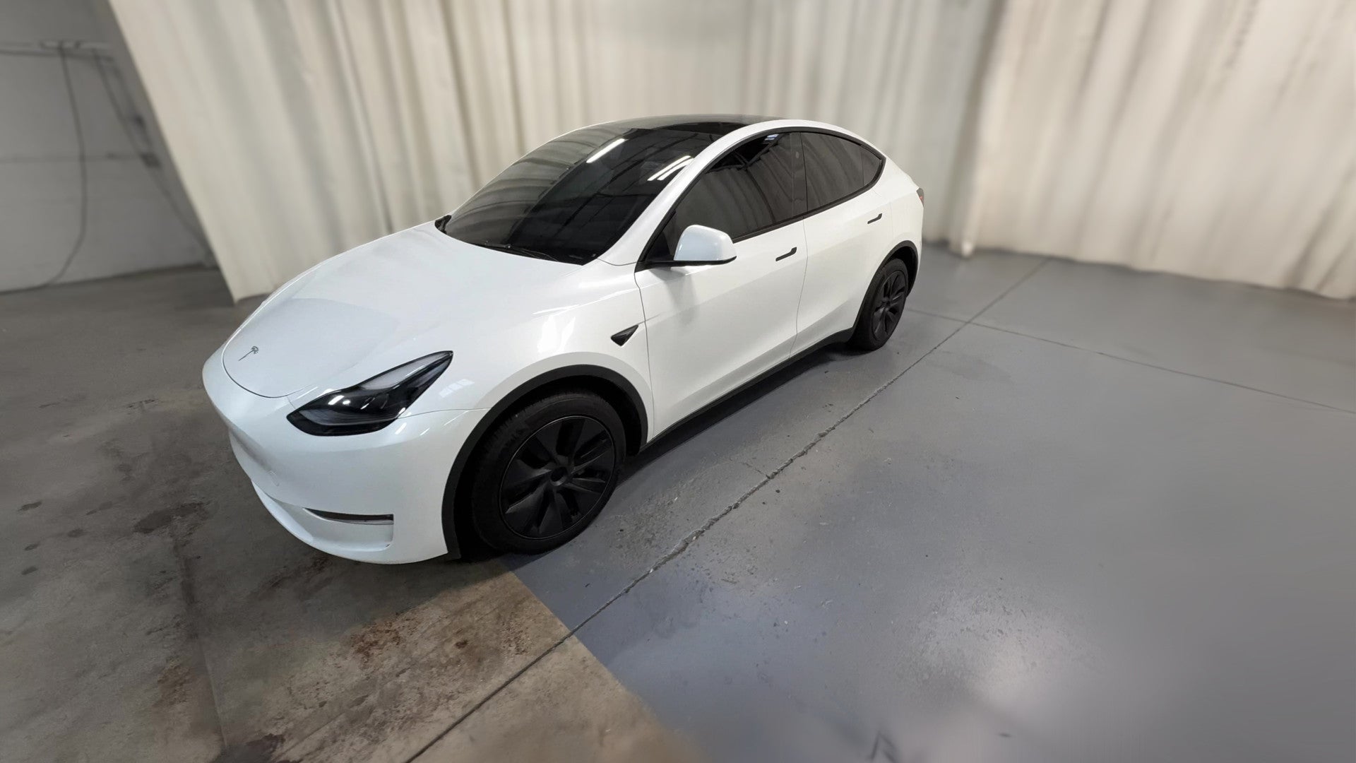 2024 Tesla Model Y vehicle photo