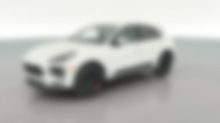 2020 Porsche Macan vehicle photo
