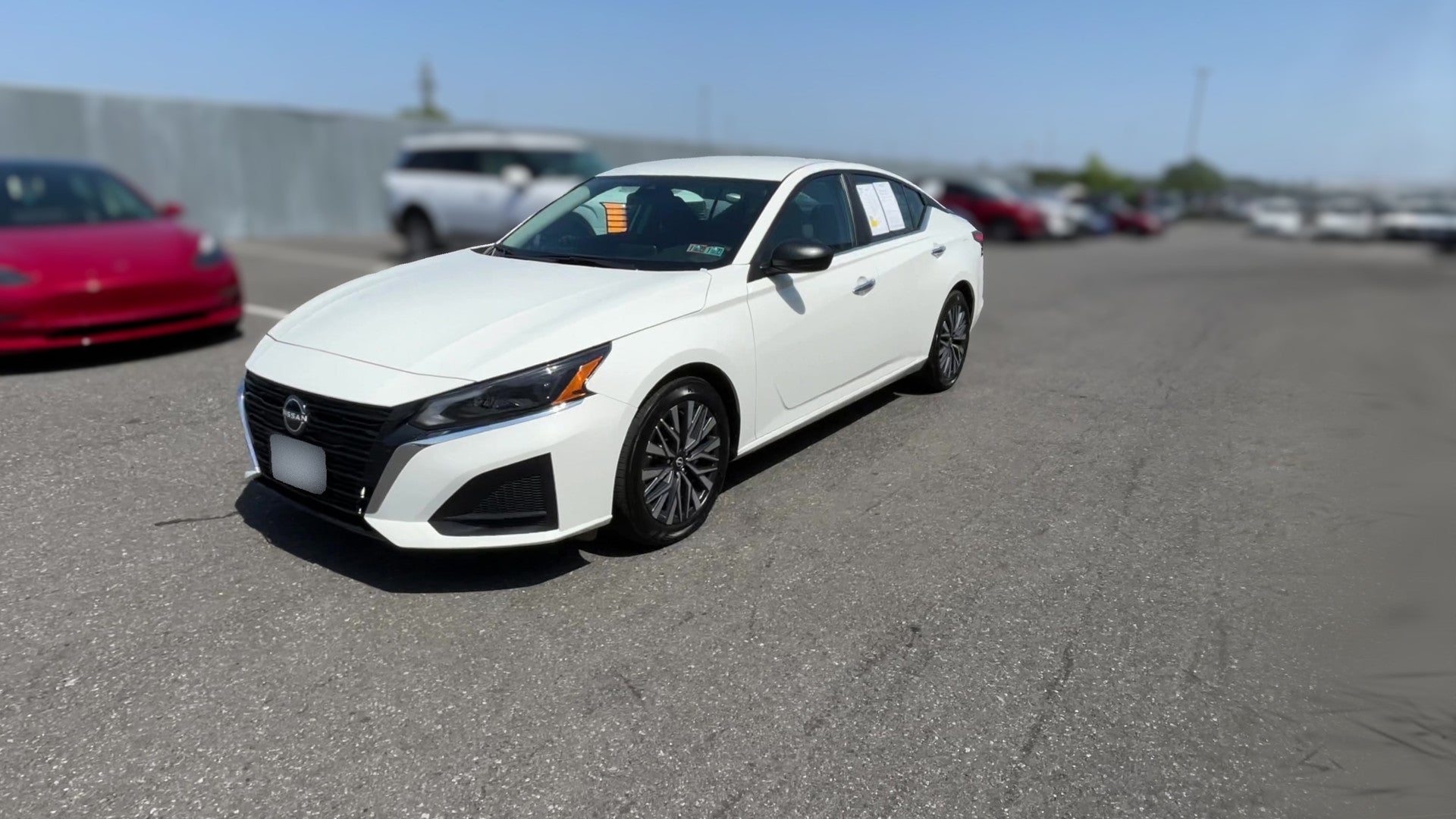 2025 Nissan Altima vehicle photo