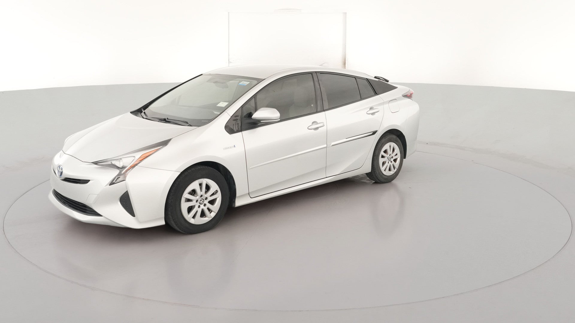 2016 Toyota Prius vehicle photo
