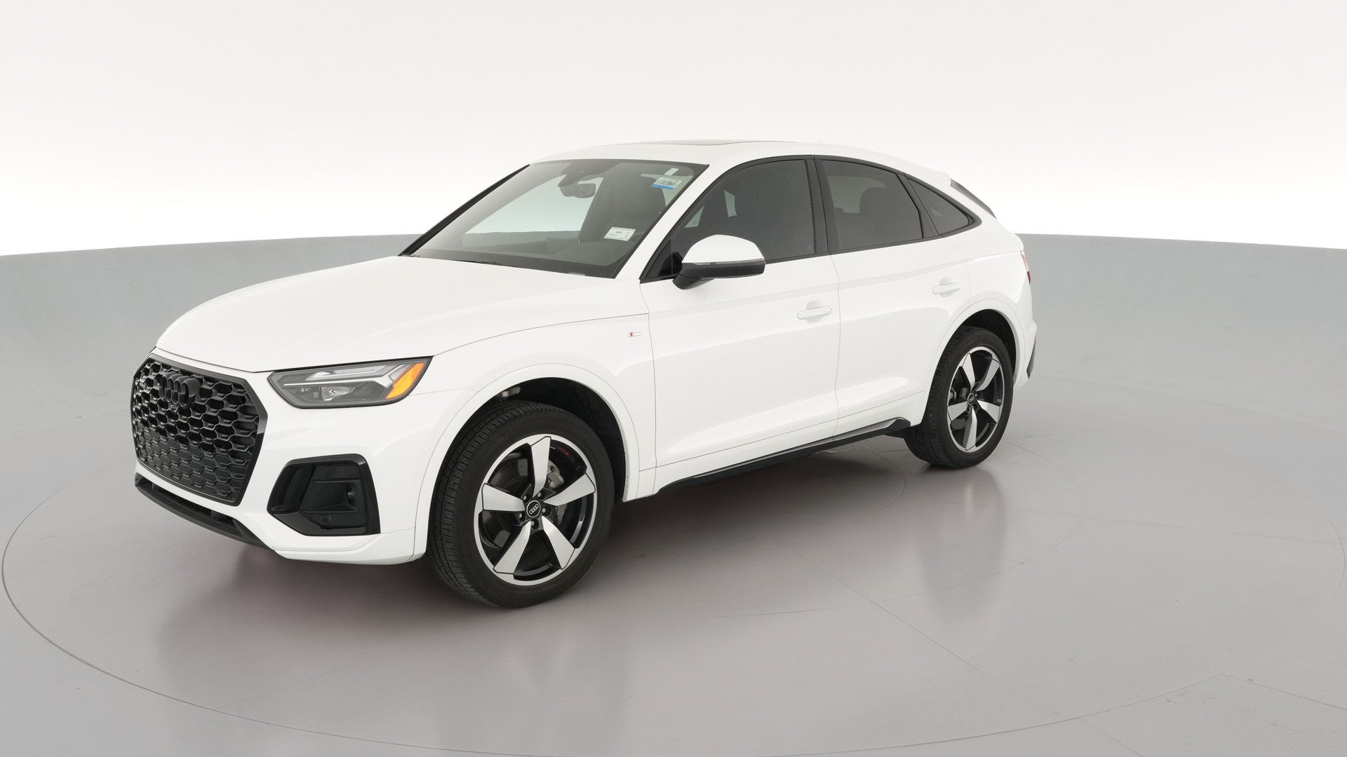 2023 Audi Q5 Sportback vehicle photo