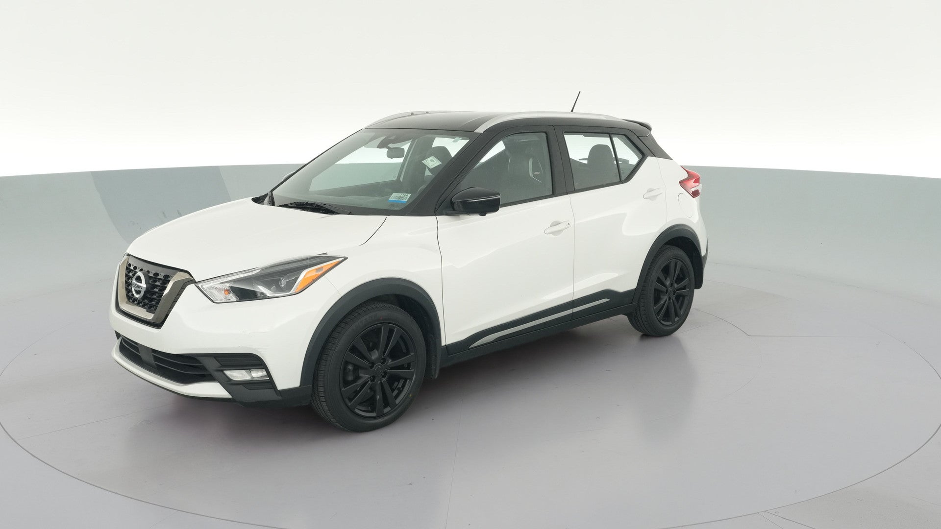 2020 Nissan Kicks vehicle photo