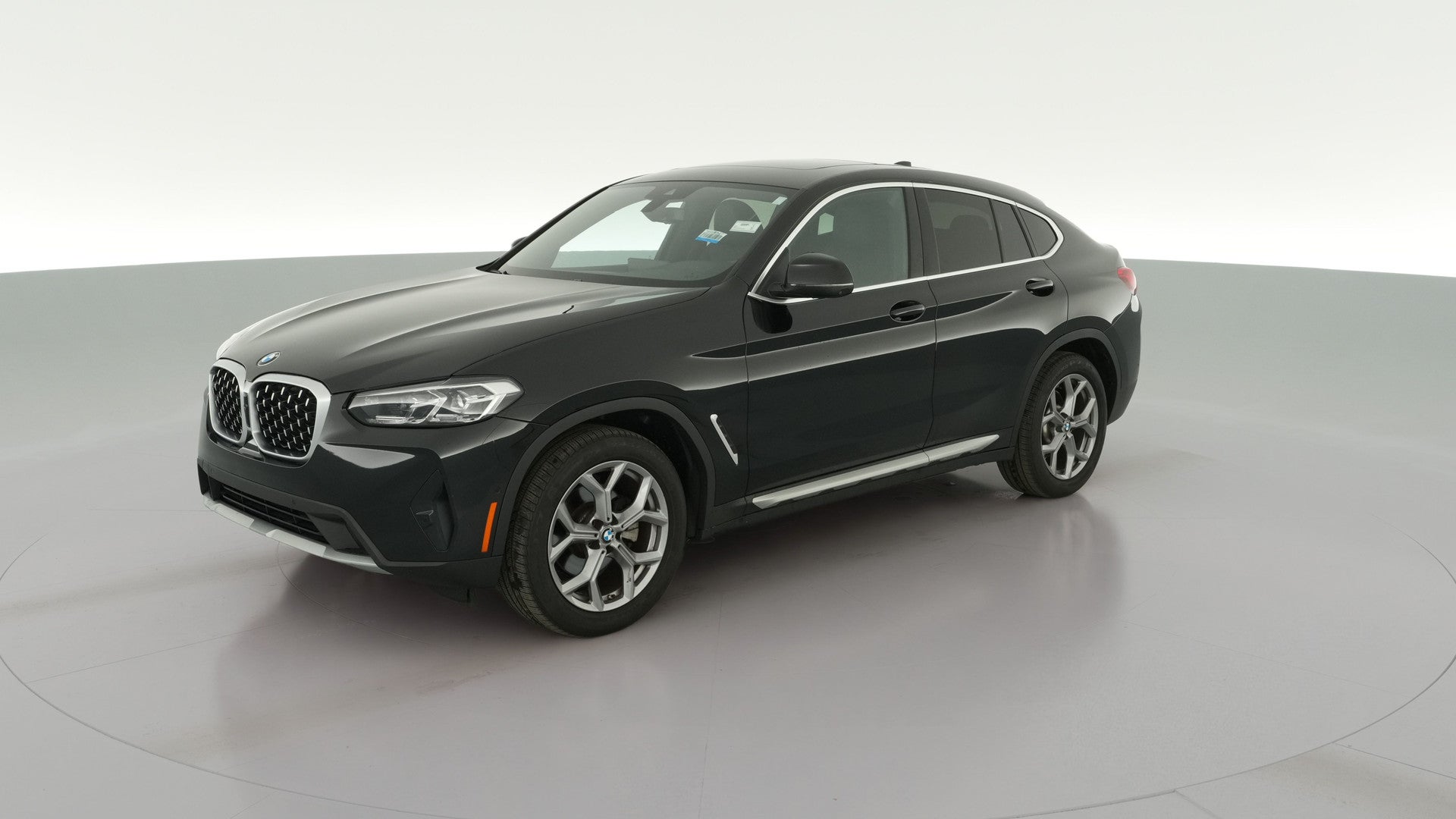 2024 BMW X4 vehicle photo