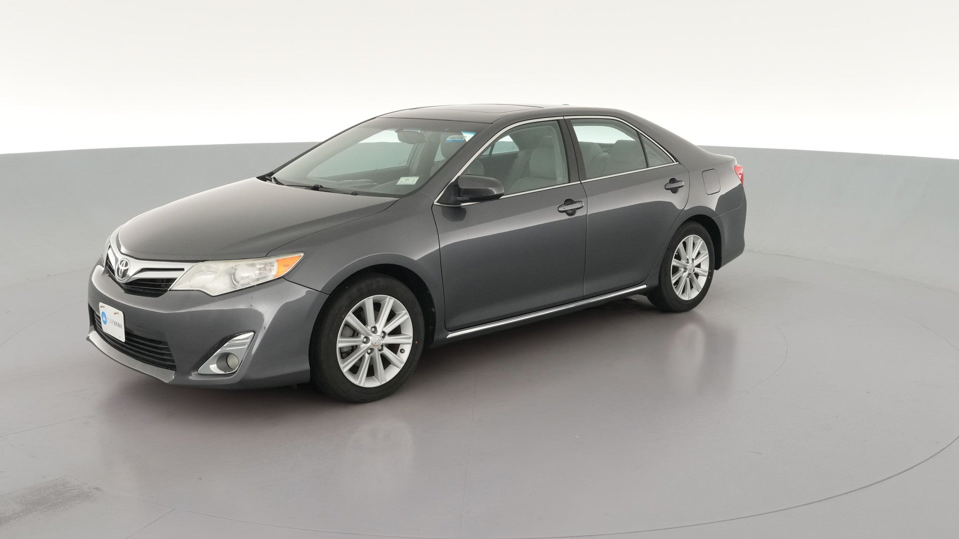2013 Toyota Camry vehicle photo