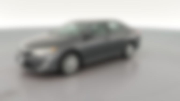 2013 Toyota Camry vehicle photo