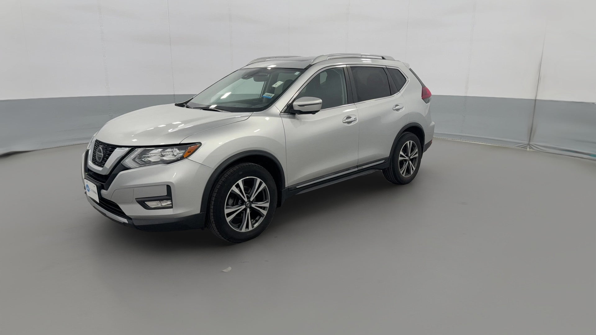 2018 Nissan Rogue vehicle photo