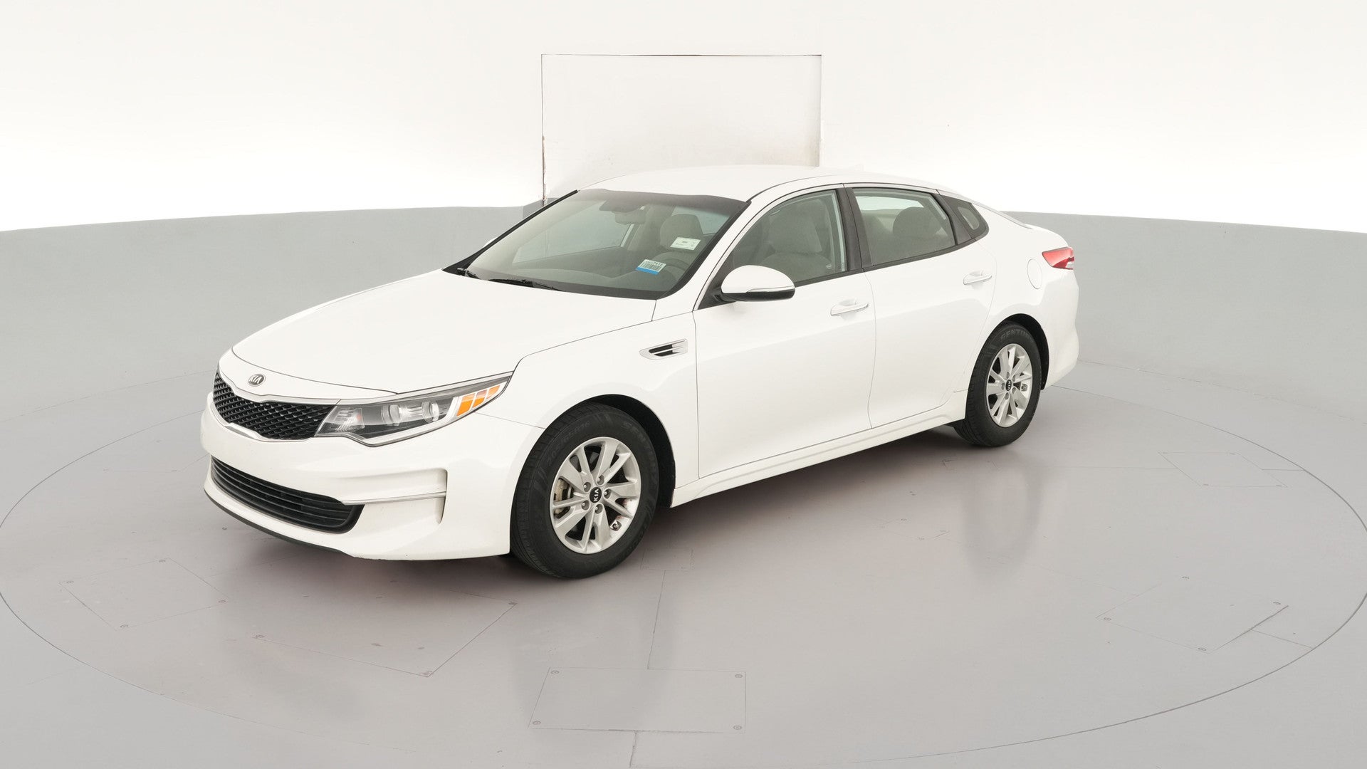 2016 Kia Optima vehicle photo