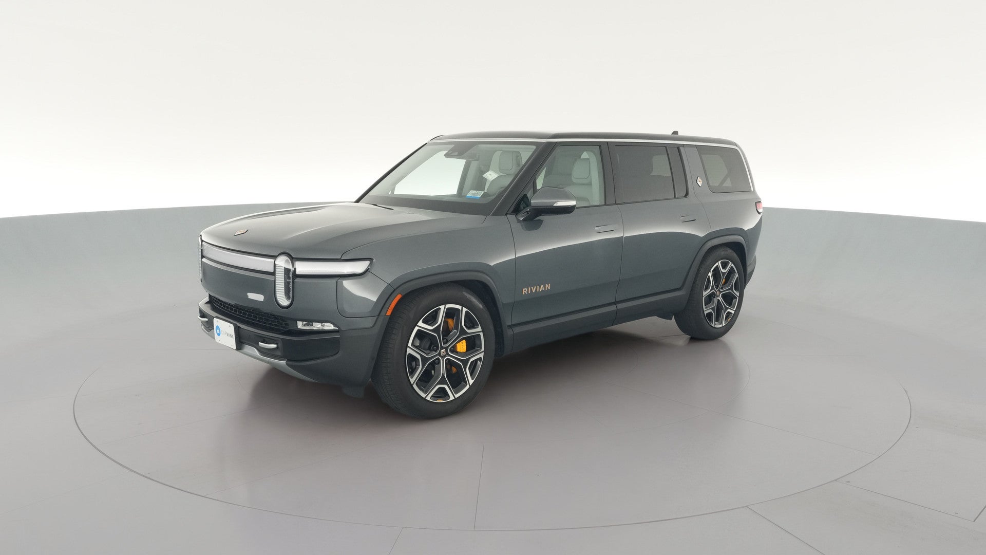2023 Rivian R1S vehicle photo