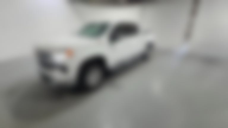 2025 Chevrolet Silverado 1500 Crew Cab vehicle photo