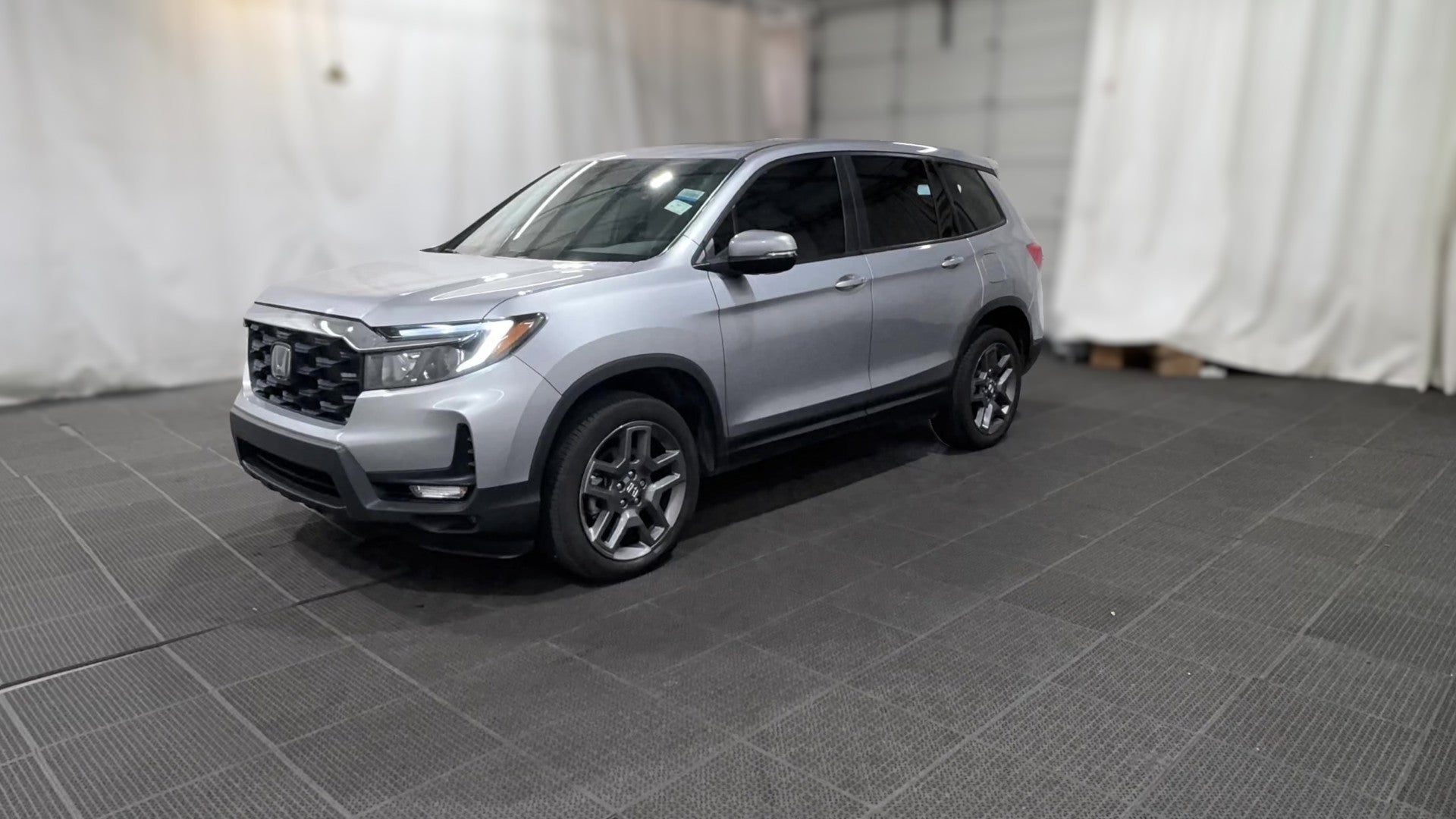 2023 Honda Passport vehicle photo