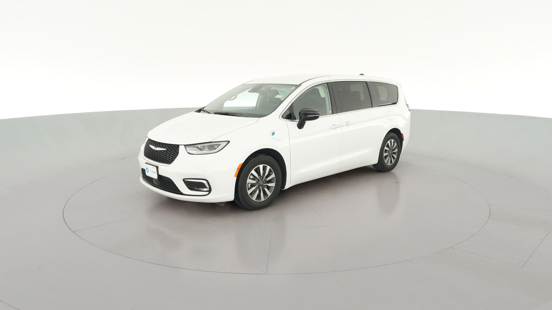 2024 Chrysler Pacifica Hybrid vehicle photo