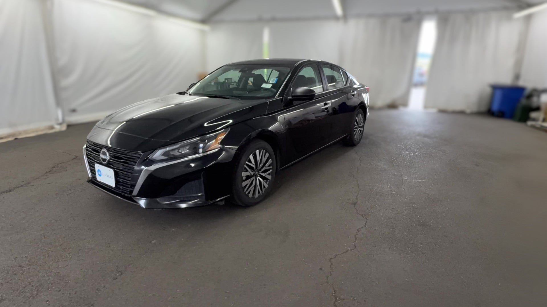 2025 Nissan Altima vehicle photo