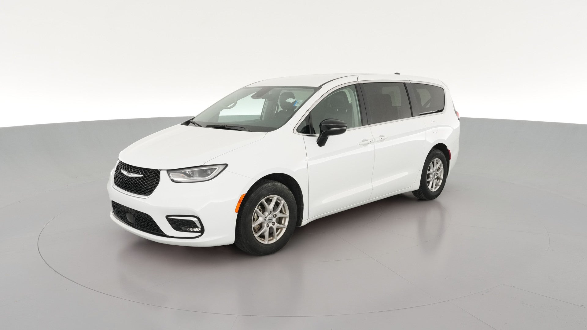 2024 Chrysler Pacifica vehicle photo
