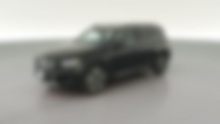 2025 Mercedes-Benz GLB vehicle photo