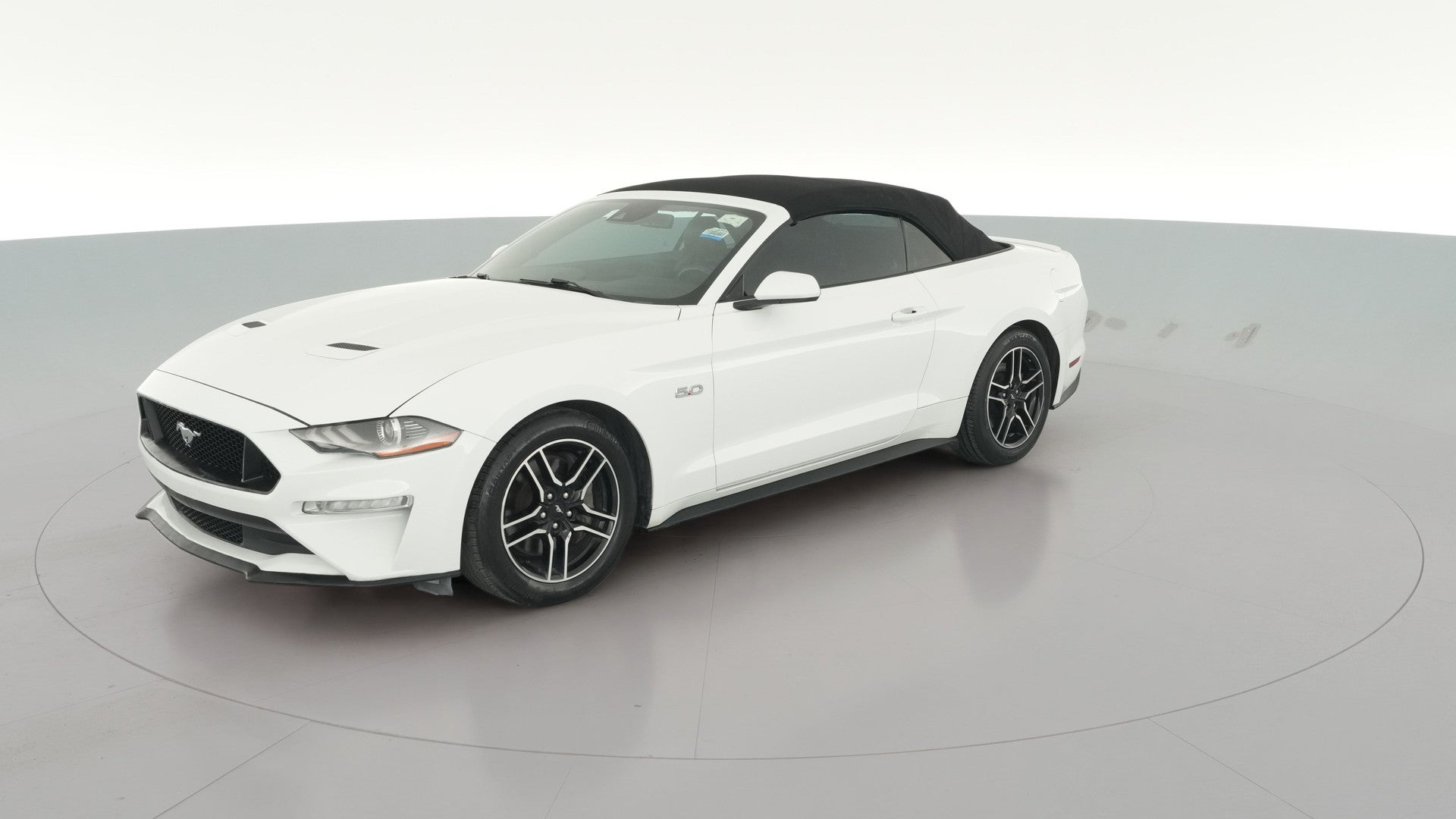 2022 Ford Mustang vehicle photo