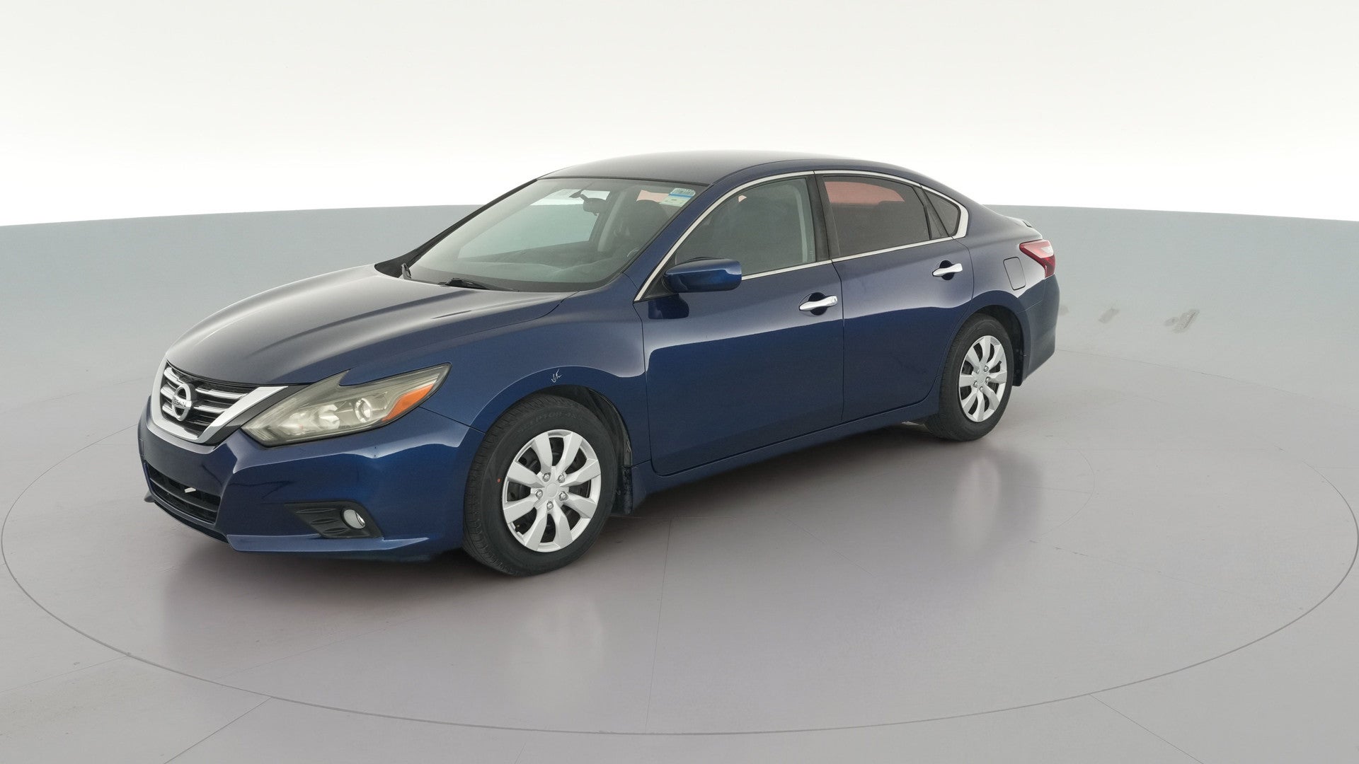 2017 Nissan Altima vehicle photo