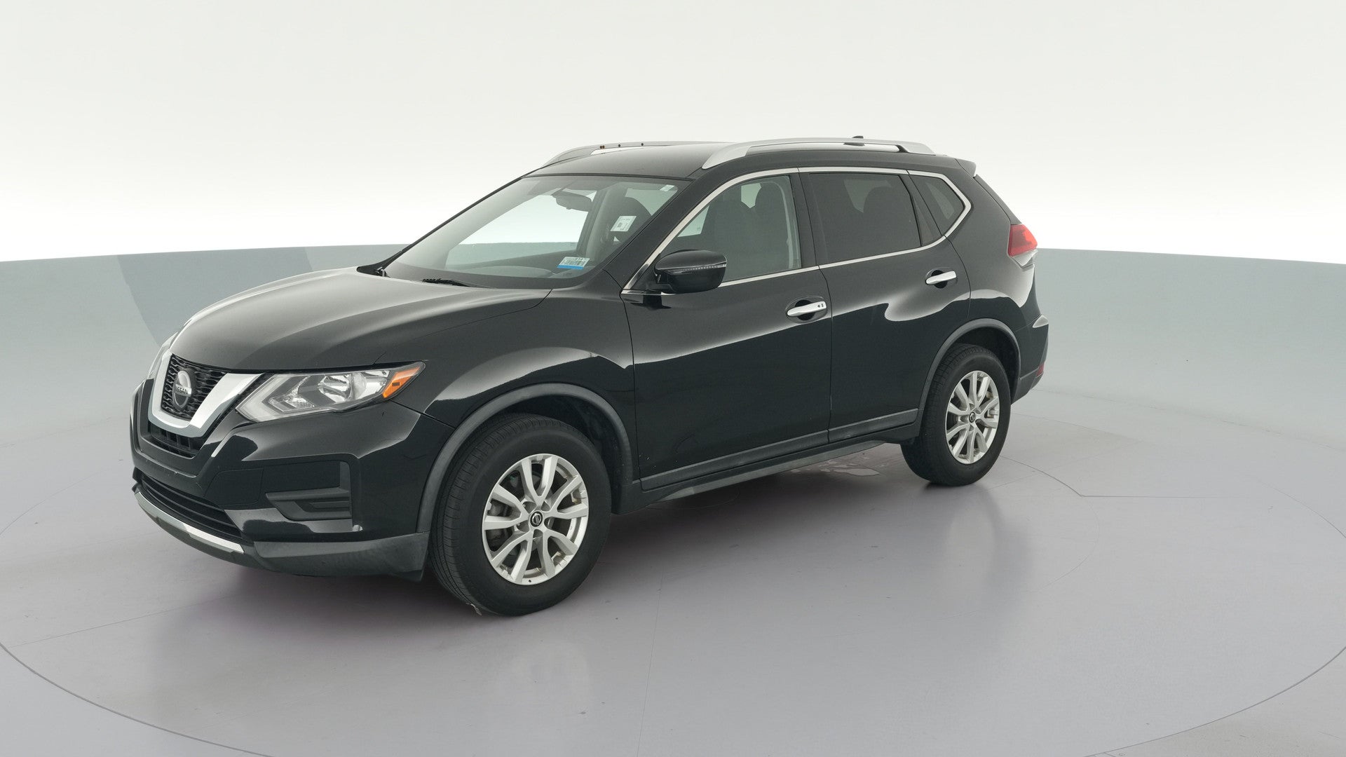 2018 Nissan Rogue vehicle photo