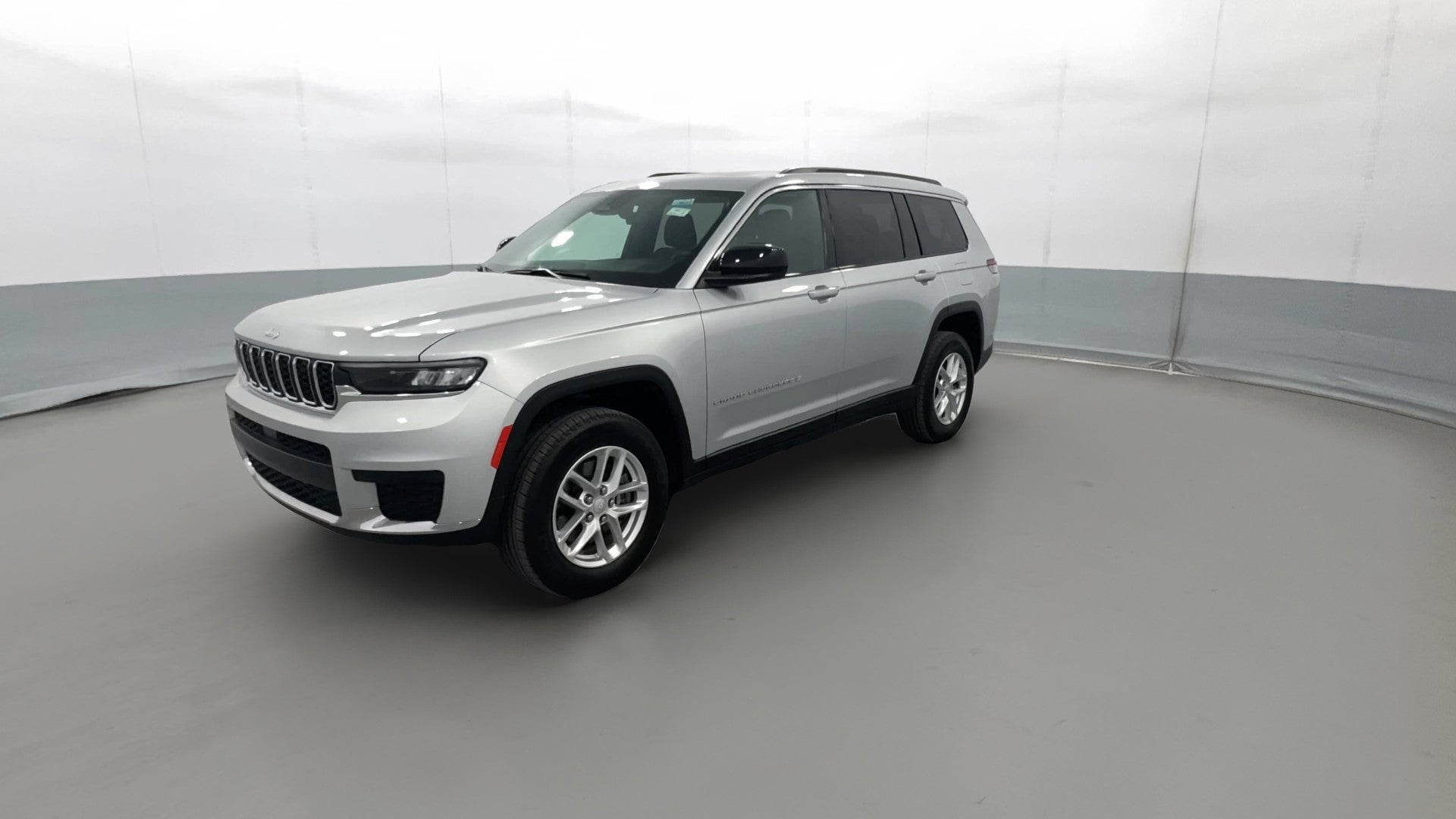 2025 Jeep Grand Cherokee L vehicle photo