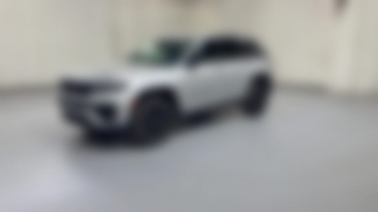 2026 Jeep Grand Cherokee vehicle photo