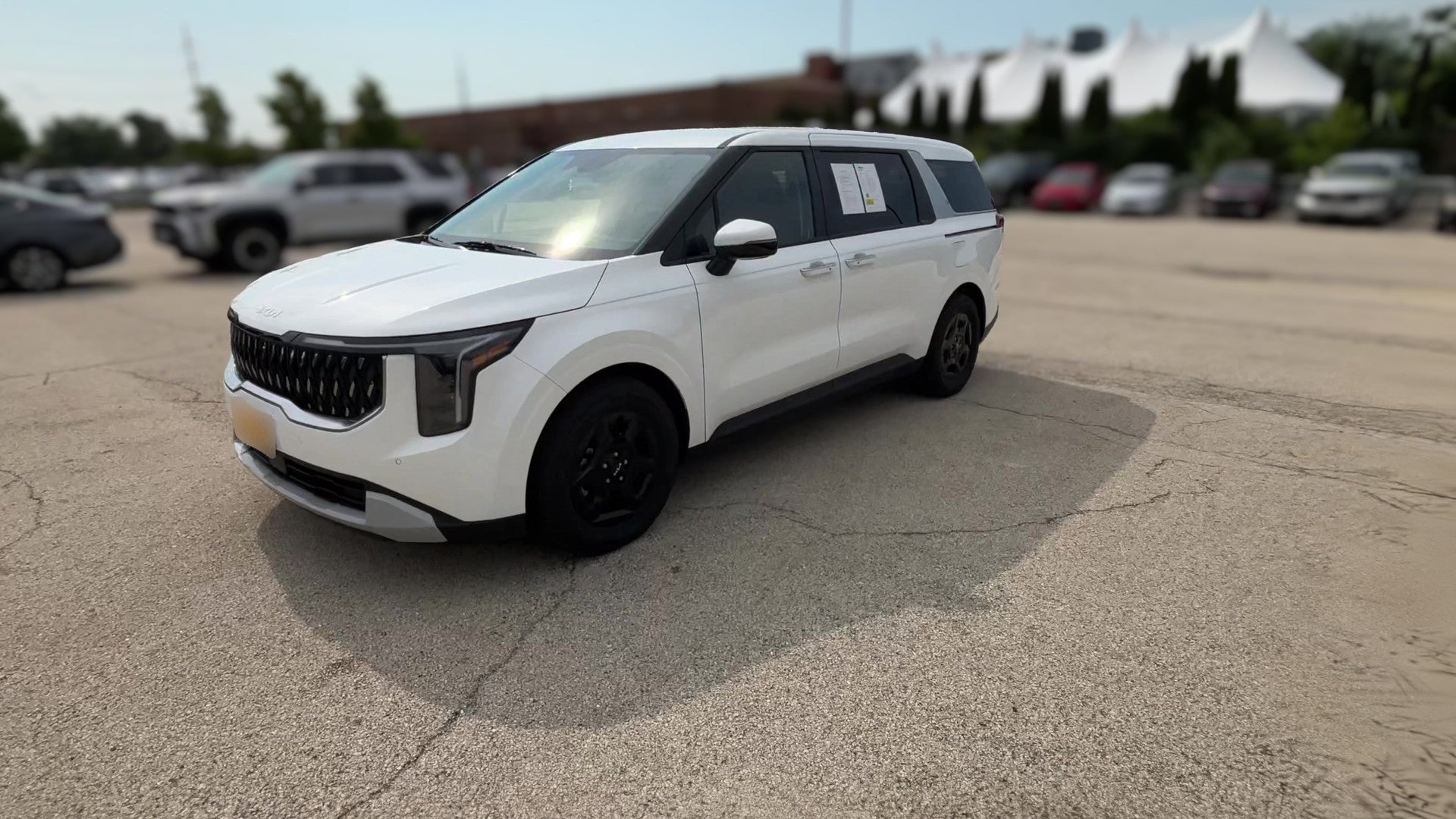 2026 Kia Carnival vehicle photo
