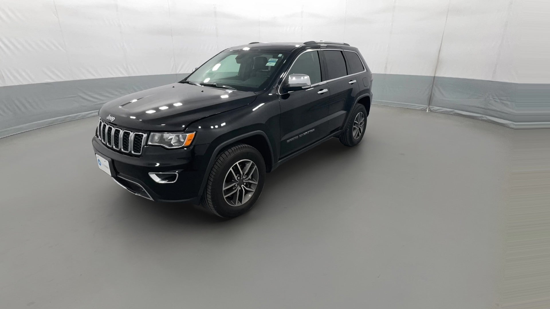 2021 Jeep Grand Cherokee vehicle photo