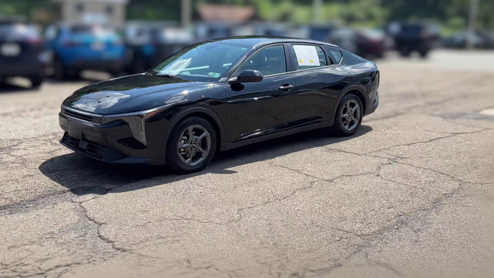 2025 Kia K4 vehicle photo