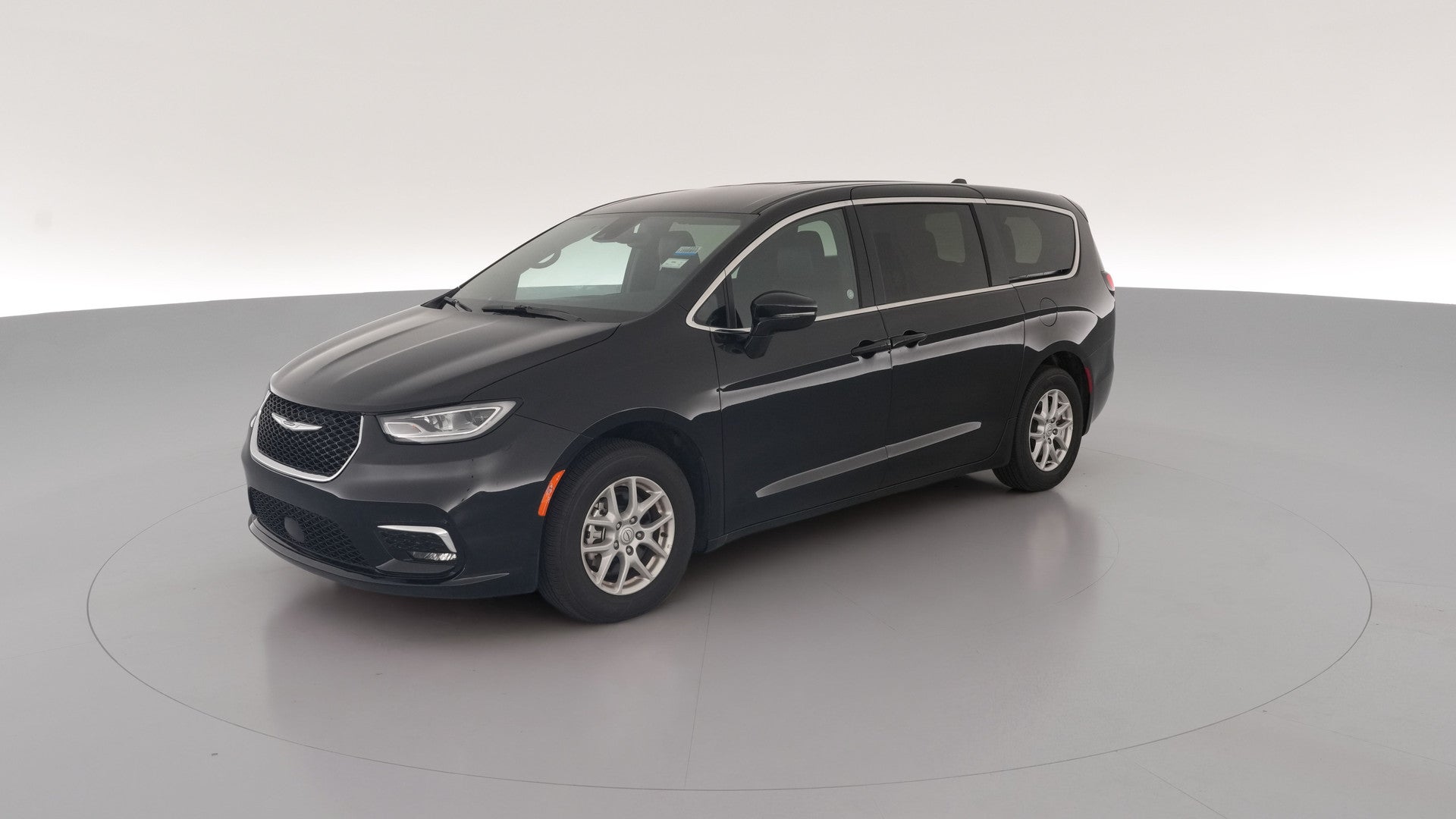 2026 Chrysler Pacifica vehicle photo