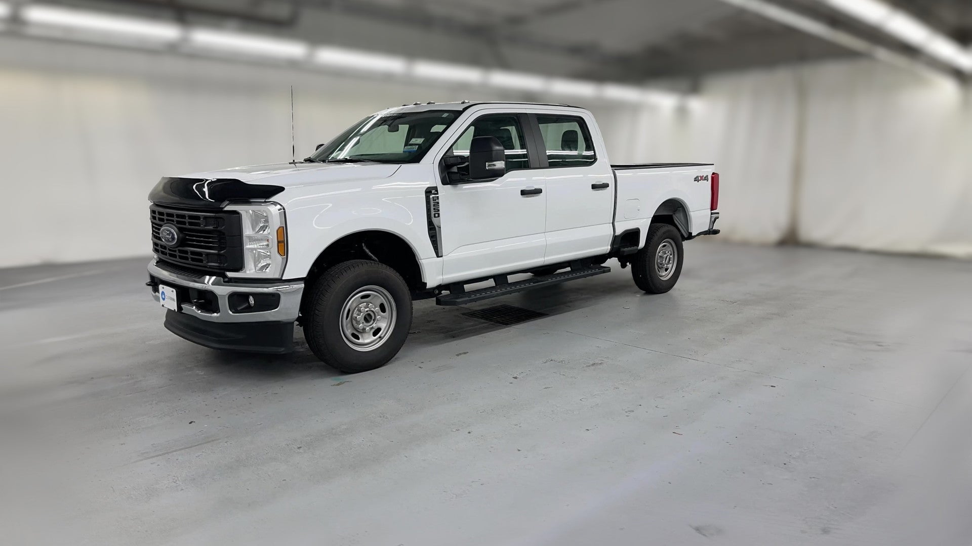 2025 Ford F250 Super Duty Crew Cab vehicle photo