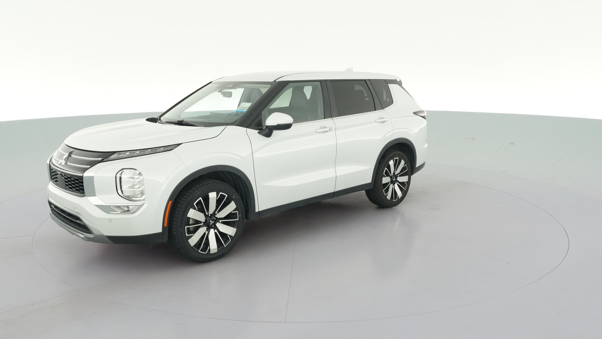 2025 Mitsubishi Outlander vehicle photo
